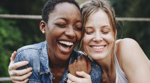 7 Ways Laughter Improves Our Health