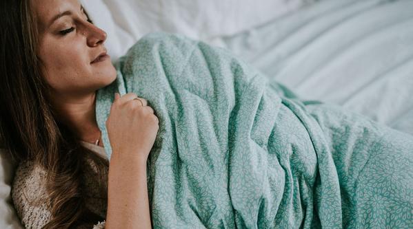 4 Ways To Find Comfort And Rest With Your Weighted Blanket